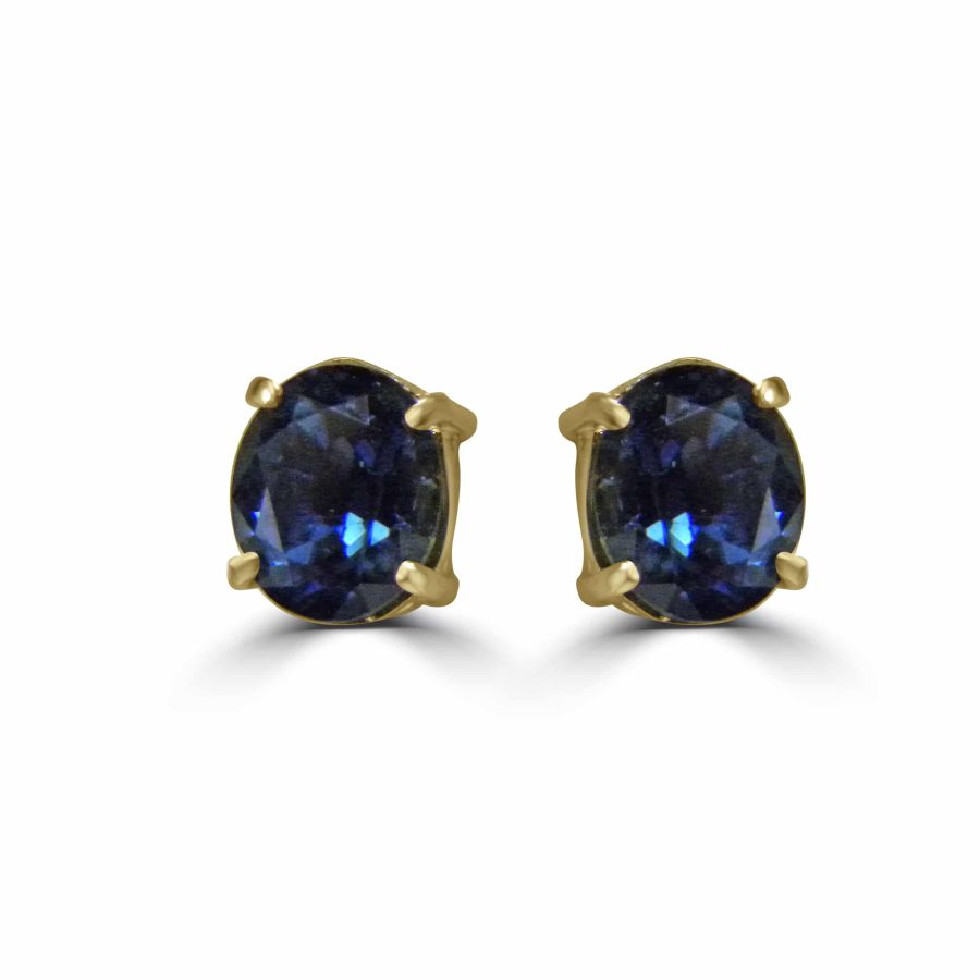Australian sapphire stud earrings with a 18ct yellow gold oval sapphire