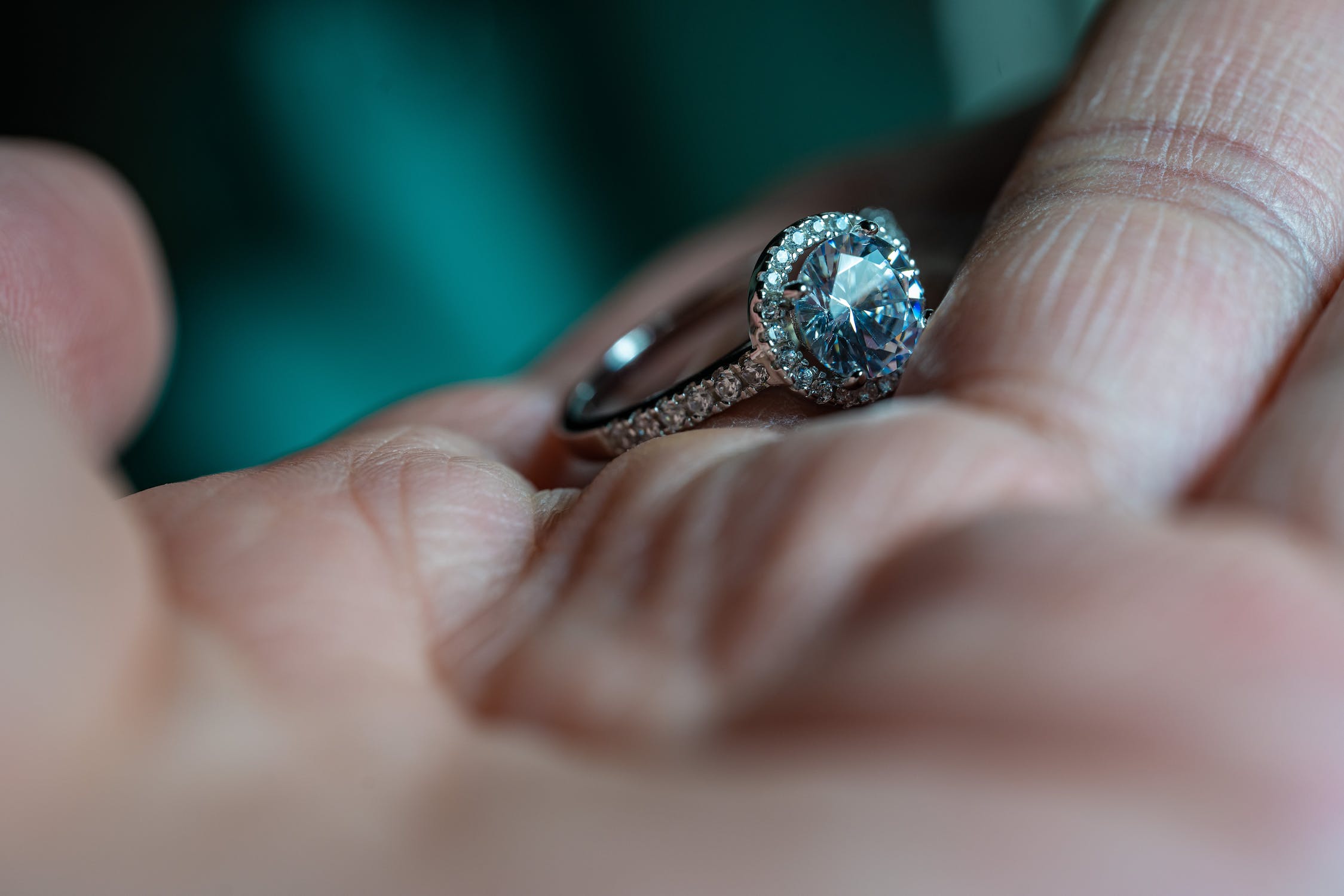 Best engagement rings sydney by Anania