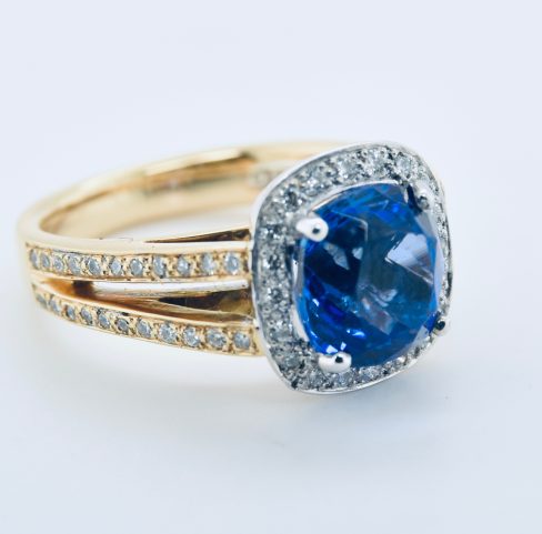 jewellery auctions australia - diamond ring auction - engagement rings auction