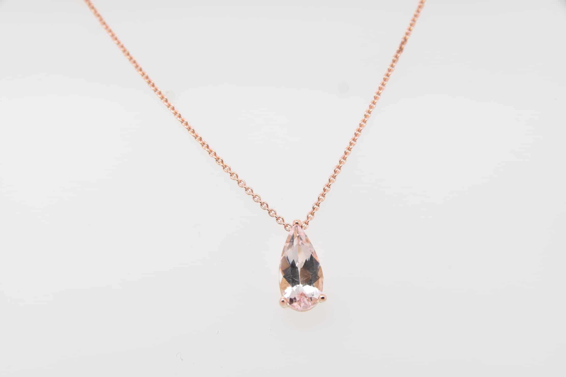 How do you spell Jewellery in Australia? Is it jewelry?