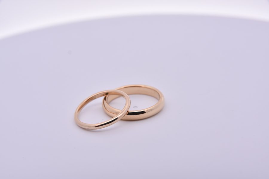 Yellow gold wedding bands