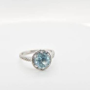 aquamarine oval bezel diamond white ring